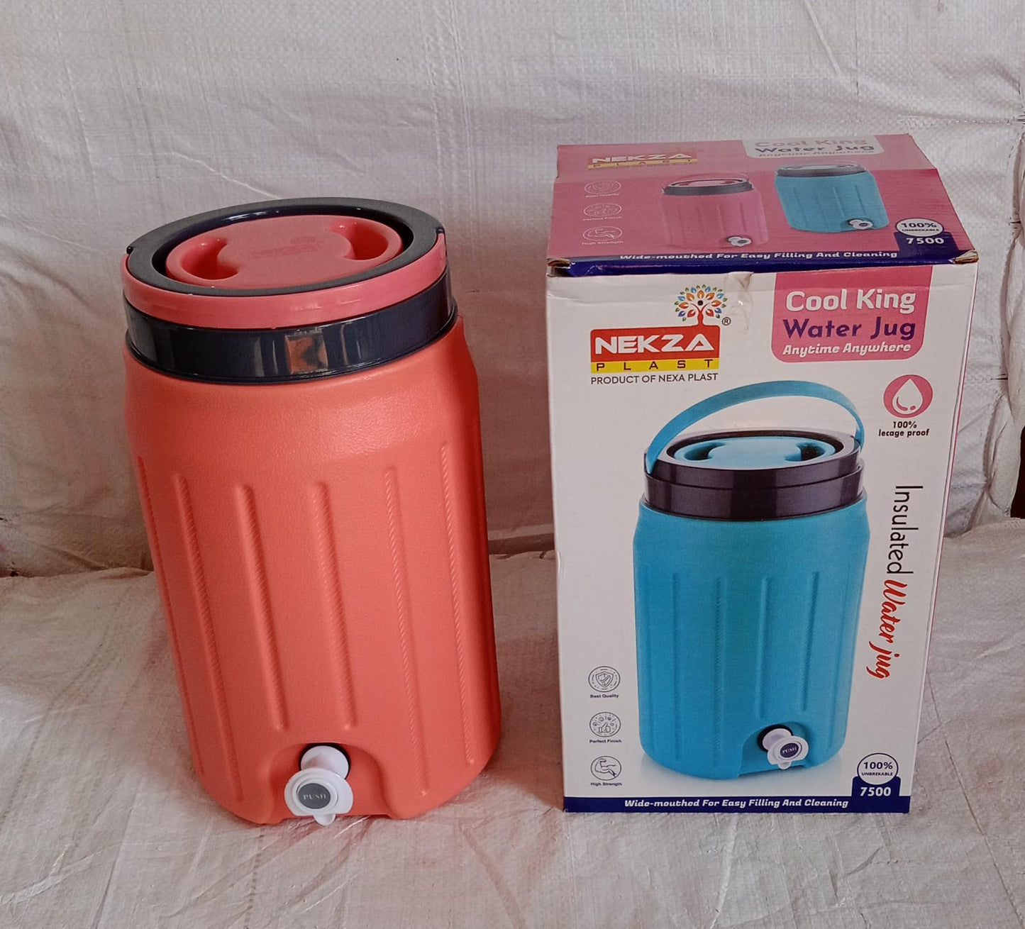 Insulated Plastic Water Rover Jug with a Sturdy Handle, Water Jug Camper with Tap Plastic Insulated Water Water Storage Cool Water Storage for Home & Travelling (2500ML, 7500ML, 12000ML)