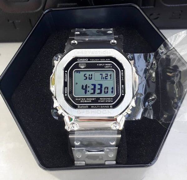G-Shock Casio metal GMW-B5000D  Generic